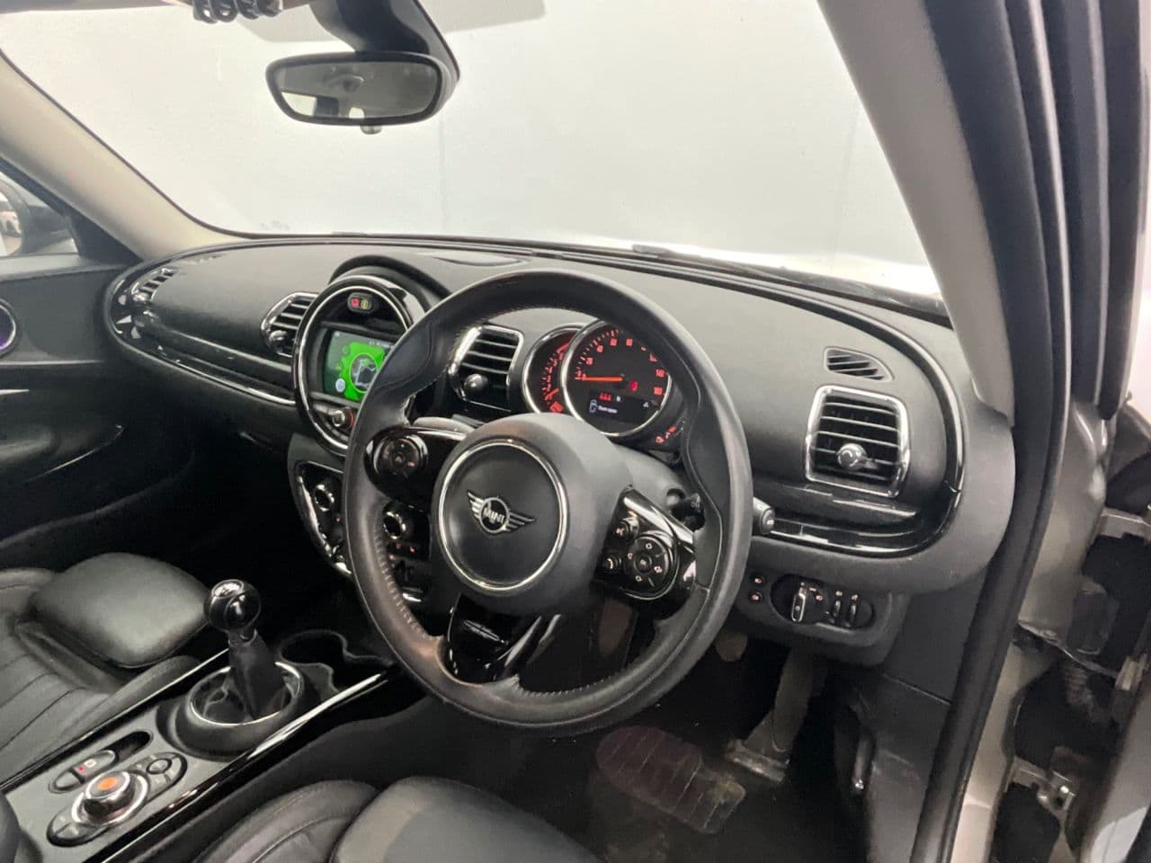 Mini Clubman 1.5 Cooper Exclusive — image 13