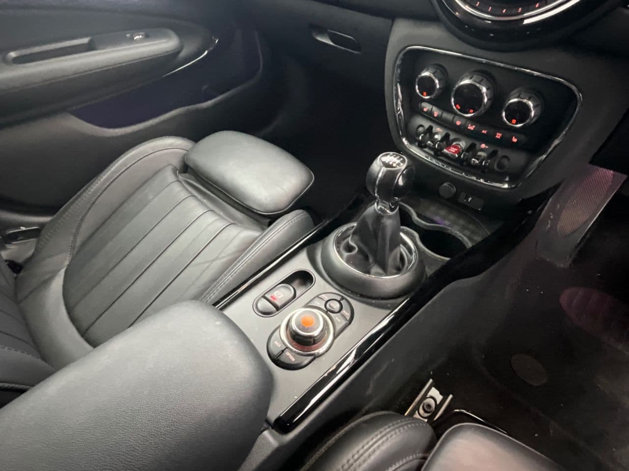 Mini Clubman 1.5 Cooper Exclusive — image 22