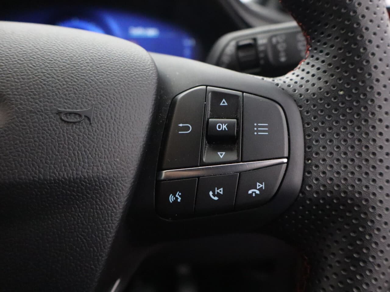 Ford Puma 1.0T EcoBoost MHEV ST-Line X — image 18