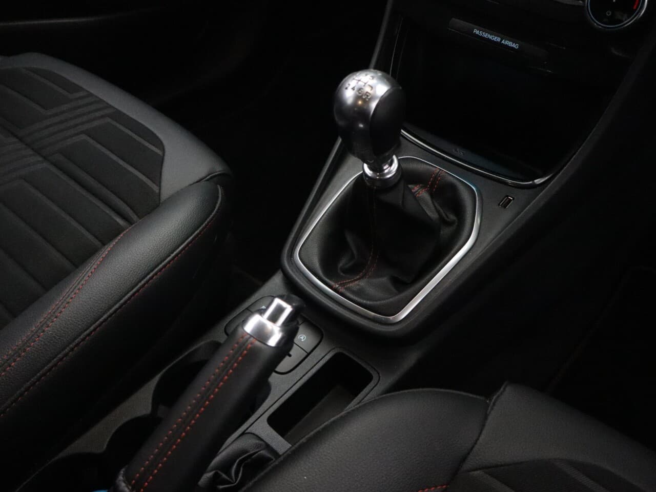 Ford Puma 1.0T EcoBoost MHEV ST-Line X — image 27