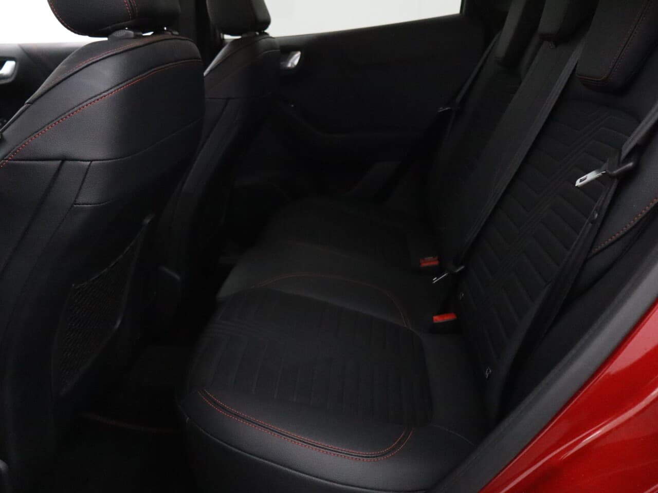 Ford Puma 1.0T EcoBoost MHEV ST-Line X — image 34