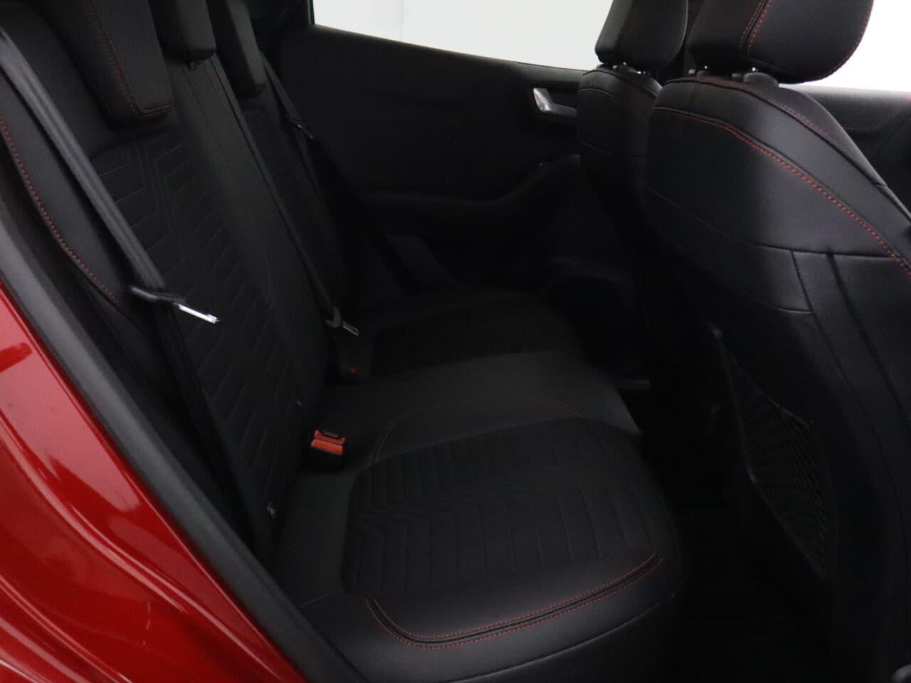 Ford Puma 1.0T EcoBoost MHEV ST-Line X — image 35