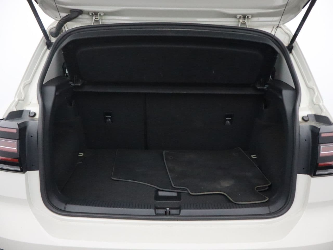 Volkswagen T-Cross 1.0 TSI SEL — image 36