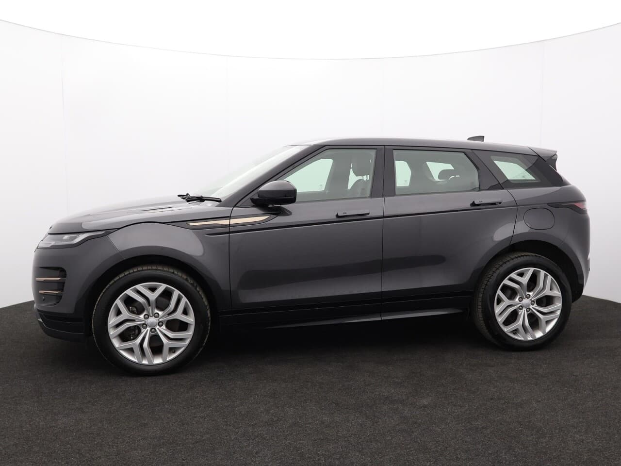Land Rover Range Rover Evoque 1.5 P300e 12.2kWh R-Dynamic SE — image 6