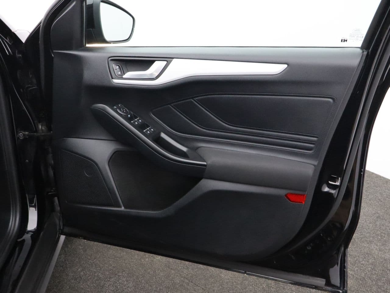Ford Focus 1.5 EcoBlue Zetec — image 28