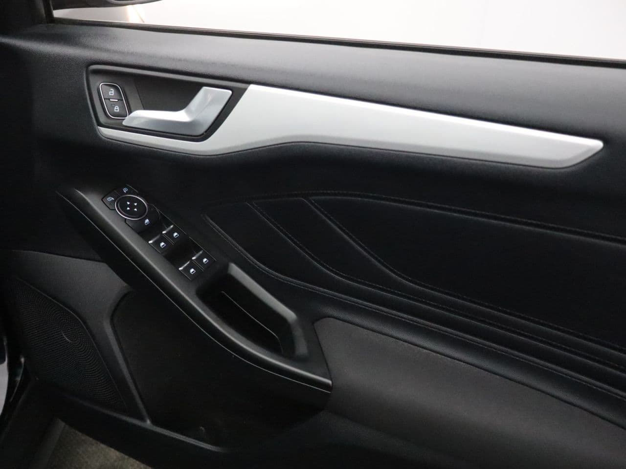 Ford Focus 1.5 EcoBlue Zetec — image 27