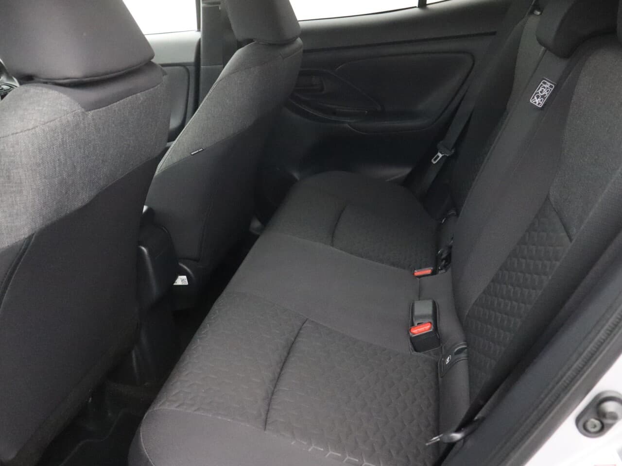 Toyota Yaris Cross 1.5 VVT-h Design — image 32