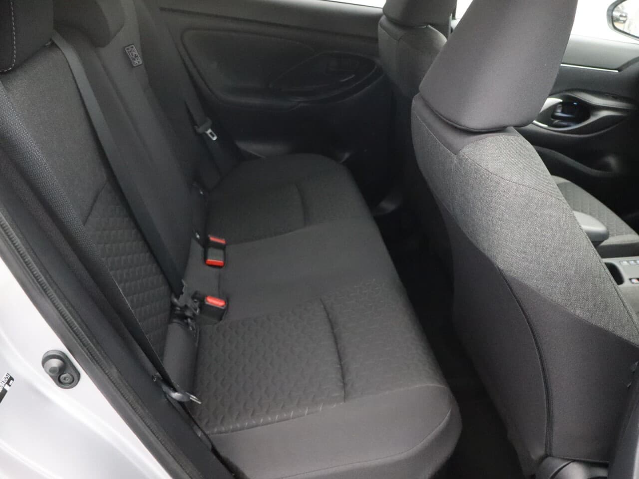 Toyota Yaris Cross 1.5 VVT-h Design — image 33