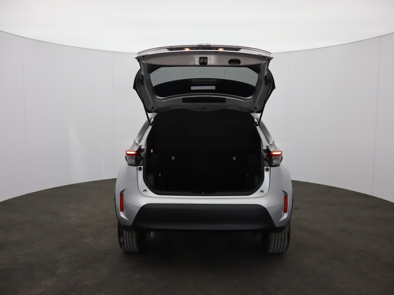 Toyota Yaris Cross 1.5 VVT-h Design — image 39