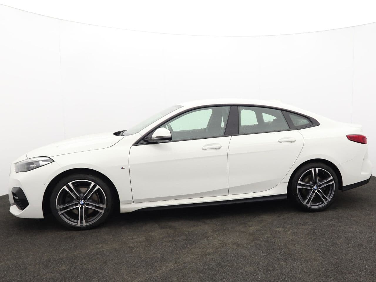 BMW 2 Series Gran Coupe 1.5 218i M Sport — image 6