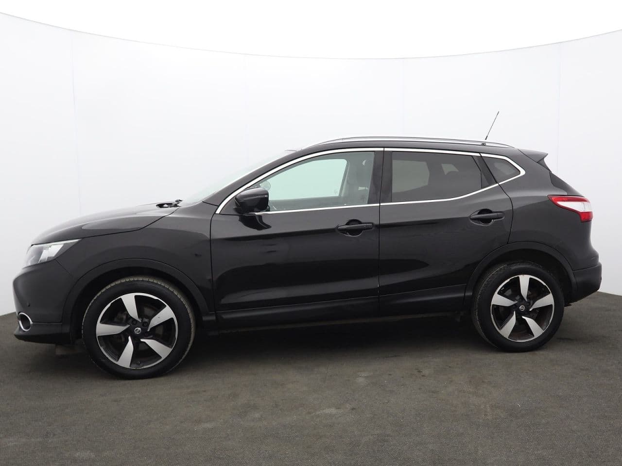 Nissan Qashqai 1.2 DIG-T N-Connecta — image 6