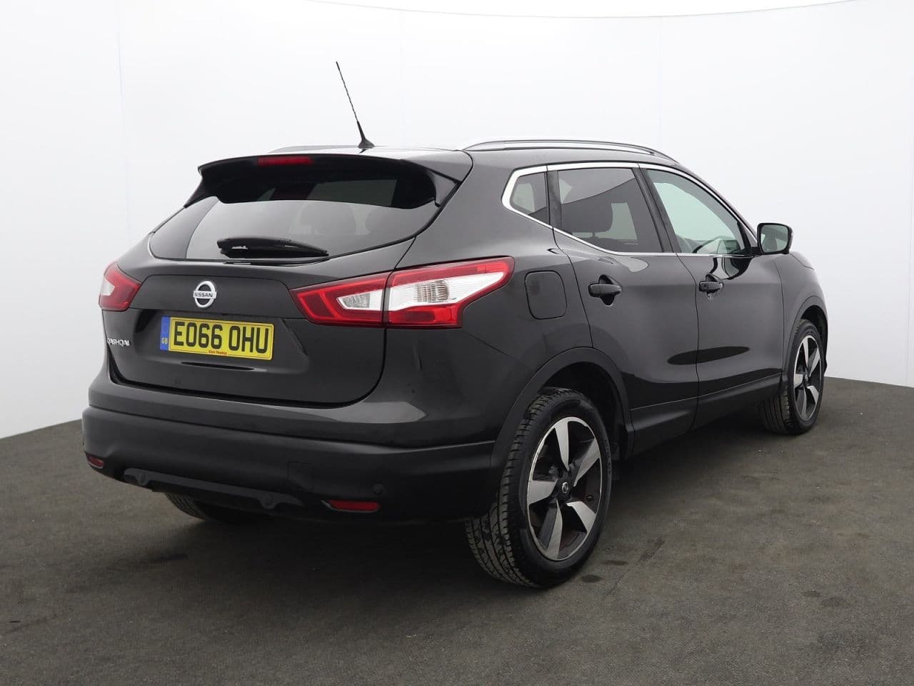 Nissan Qashqai 1.2 DIG-T N-Connecta — image 10