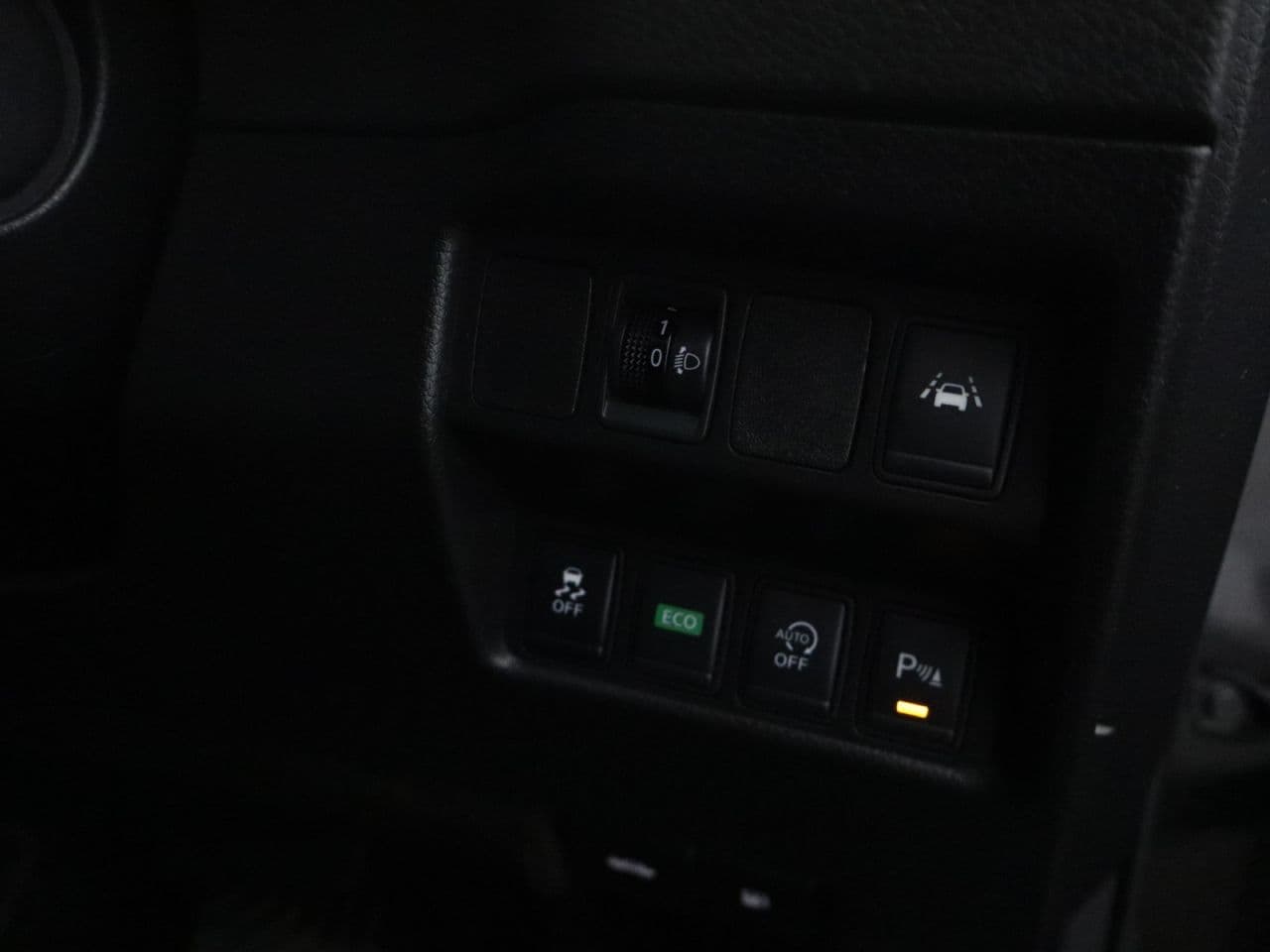 Nissan Qashqai 1.2 DIG-T N-Connecta — image 20