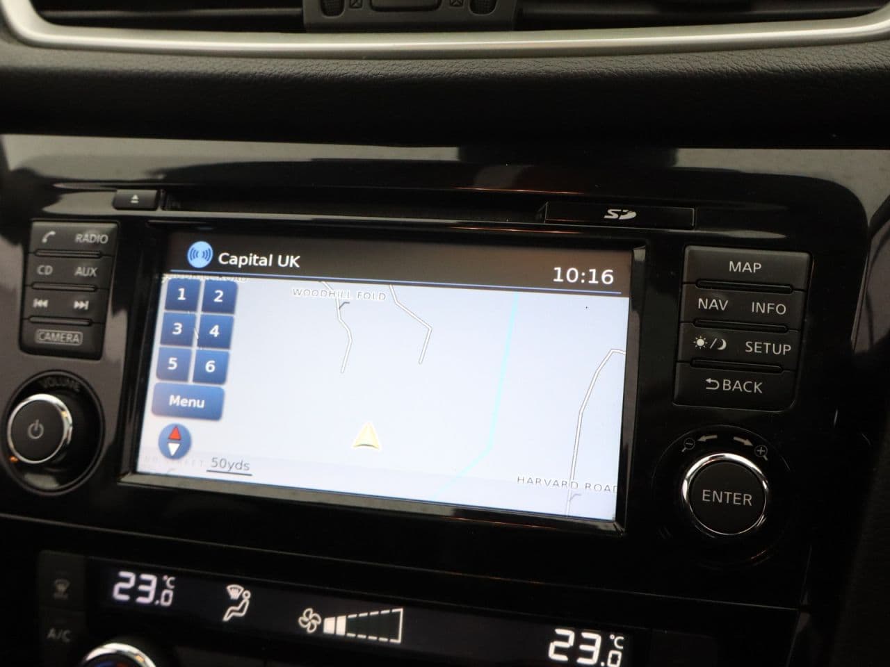 Nissan Qashqai 1.2 DIG-T N-Connecta — image 24