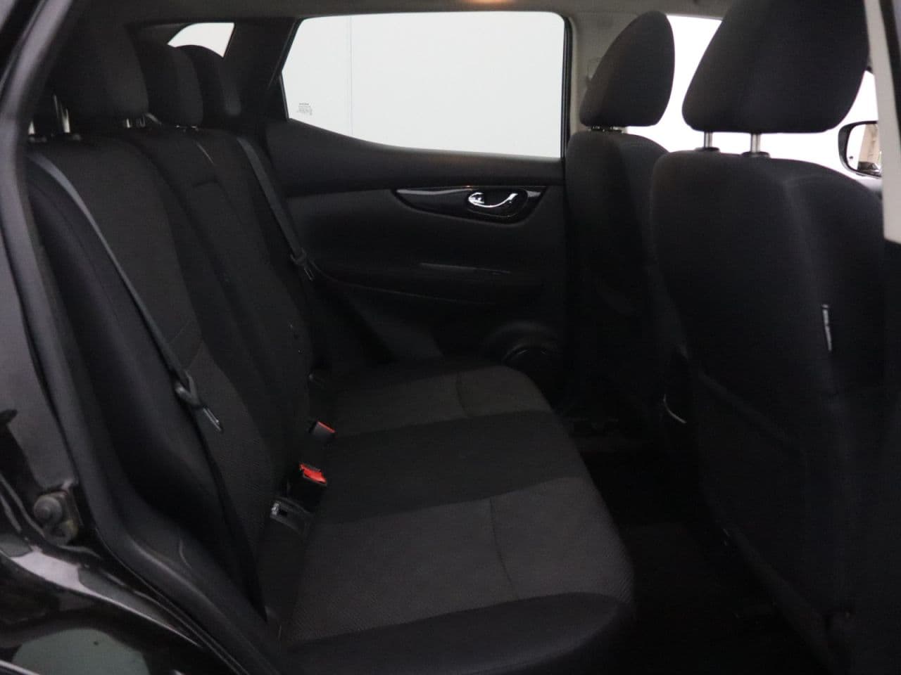 Nissan Qashqai 1.2 DIG-T N-Connecta — image 36