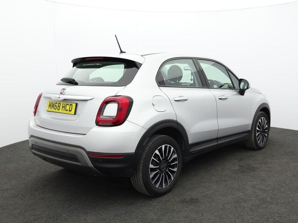 Fiat 500X 1.0 FireFly Turbo MultiAir City Cross — image 10