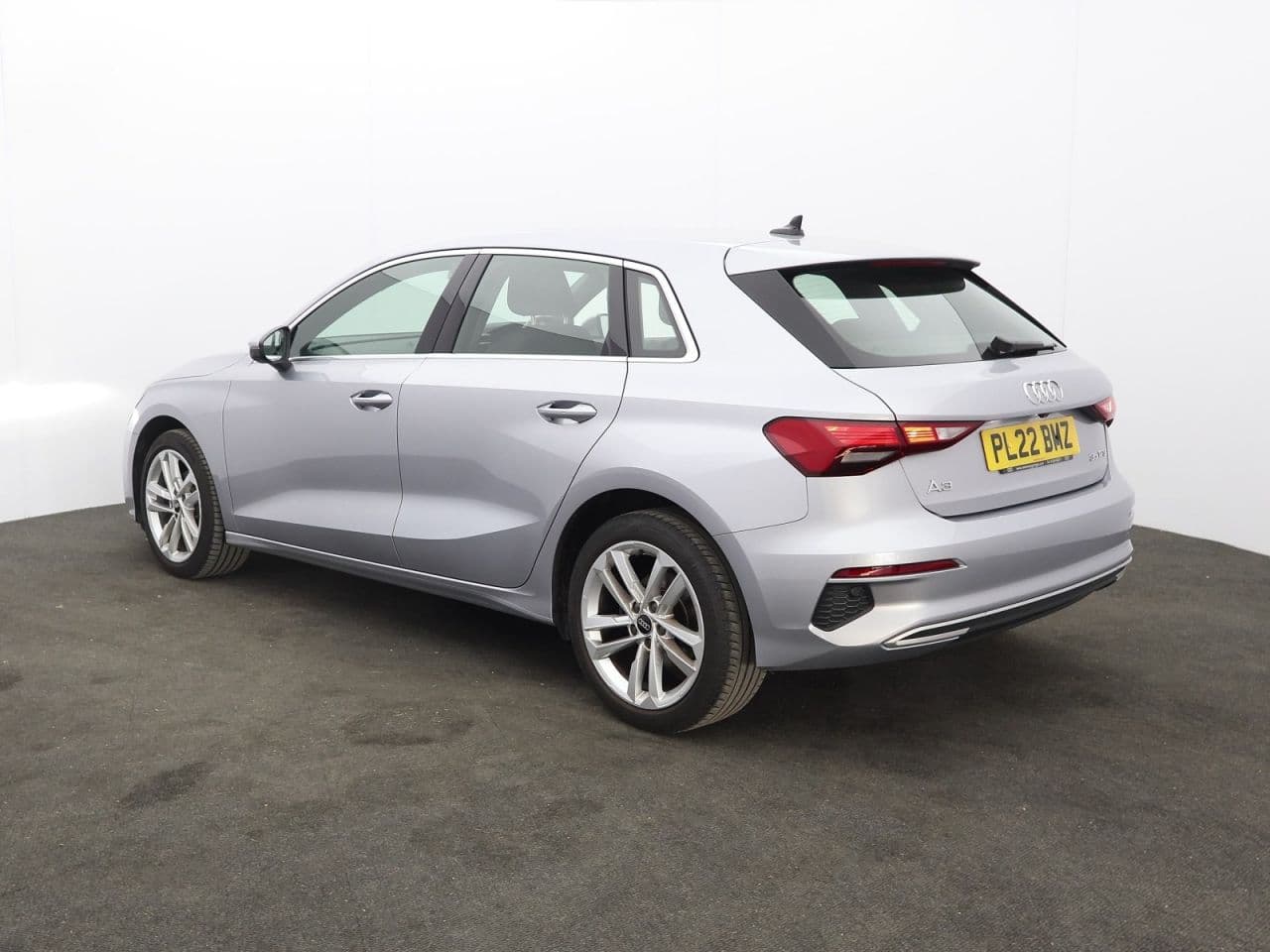 Audi A3 1.5 TFSI 35 Sport Sportback — image 8
