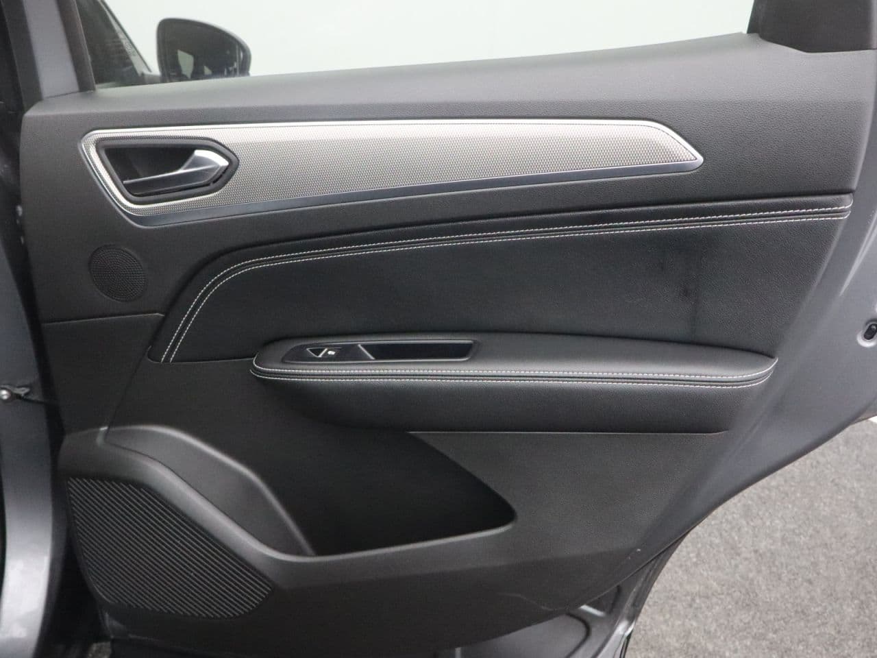 Renault Arkana 1.6 E-TECH S Edition — image 44