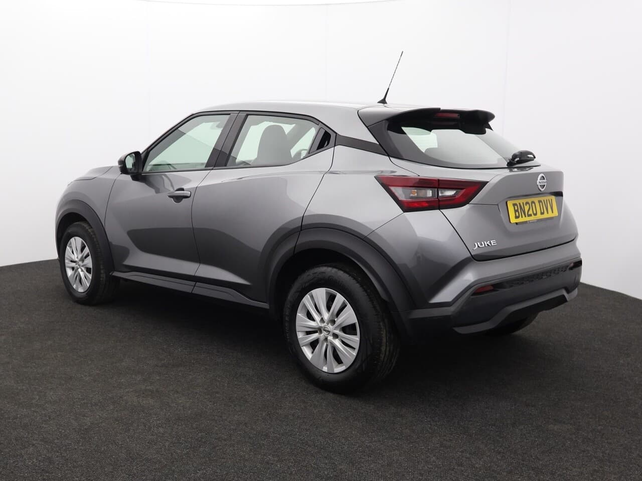 Nissan Juke 1.0 DIG-T Visia — image 8