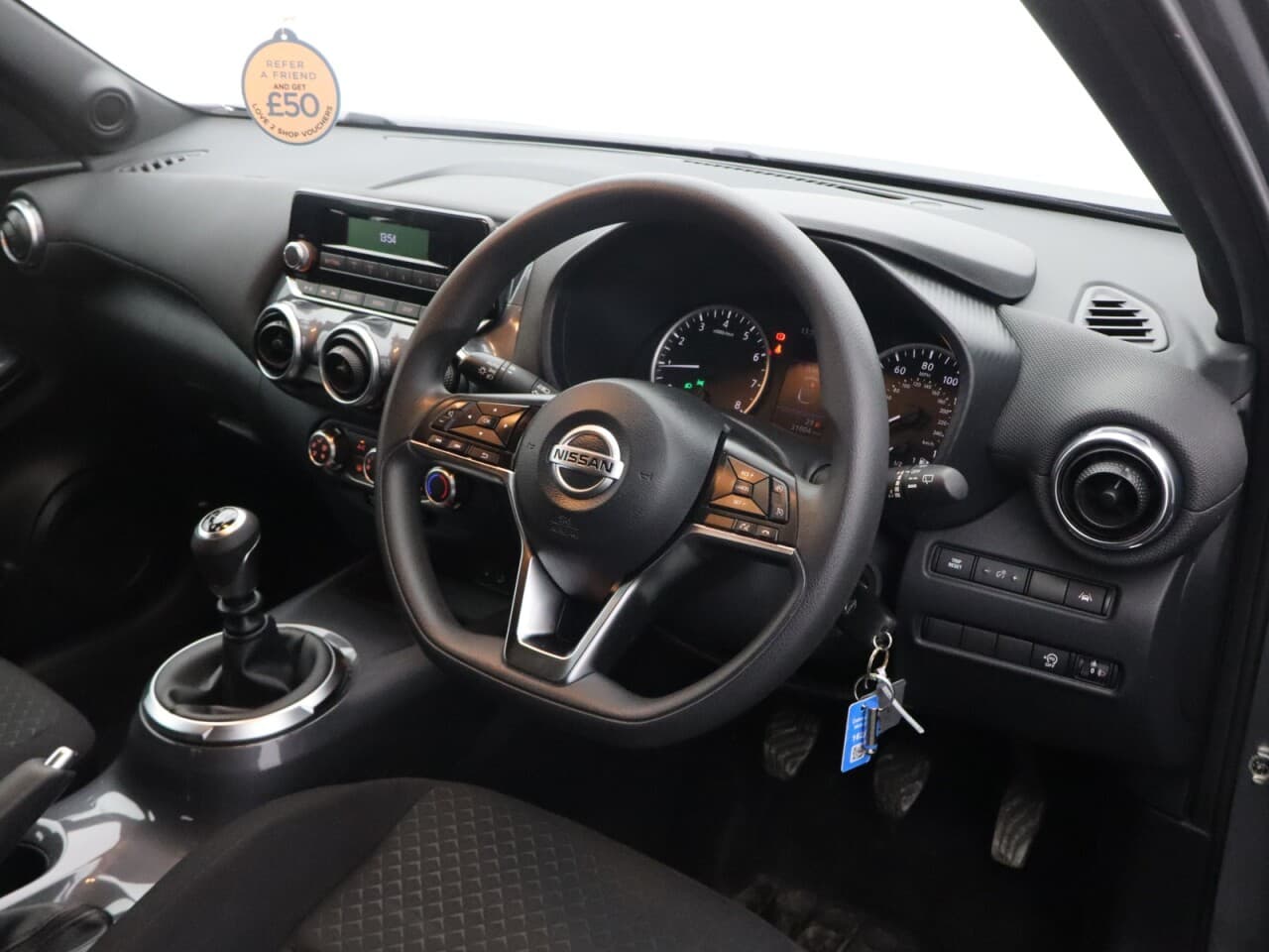 Nissan Juke 1.0 DIG-T Visia — image 12