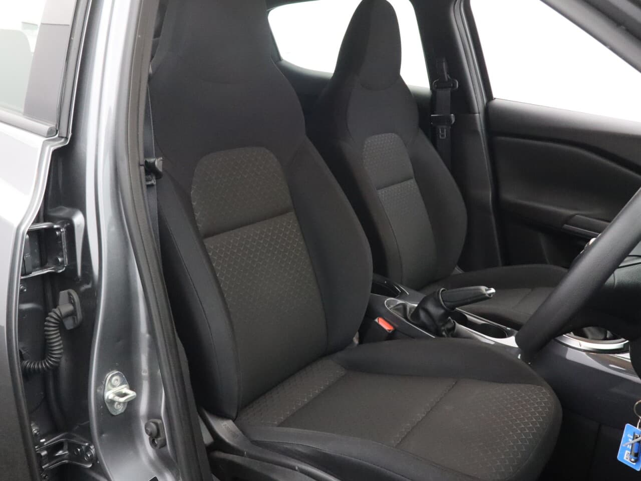 Nissan Juke 1.0 DIG-T Visia — image 14