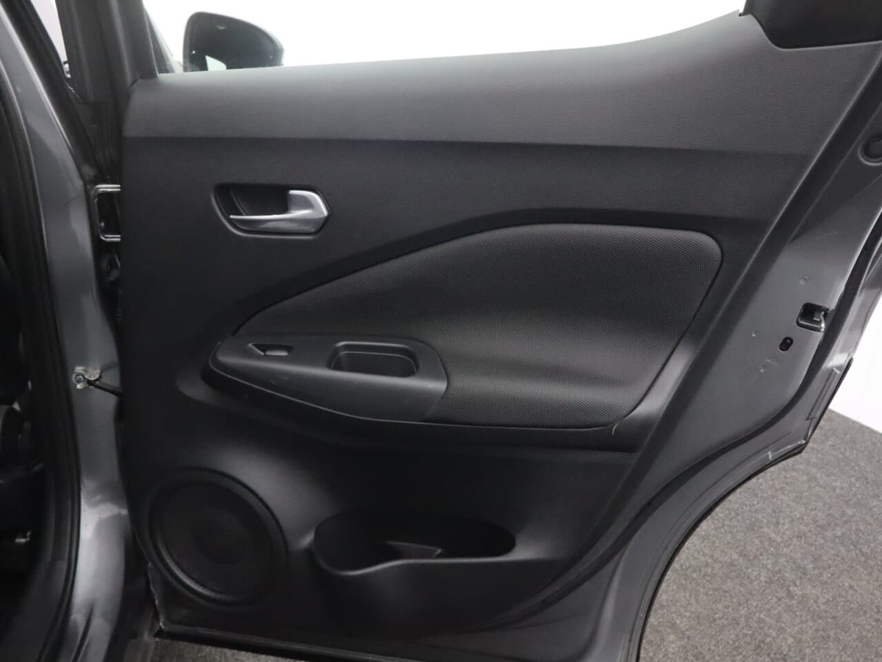 Nissan Juke 1.0 DIG-T Visia — image 40