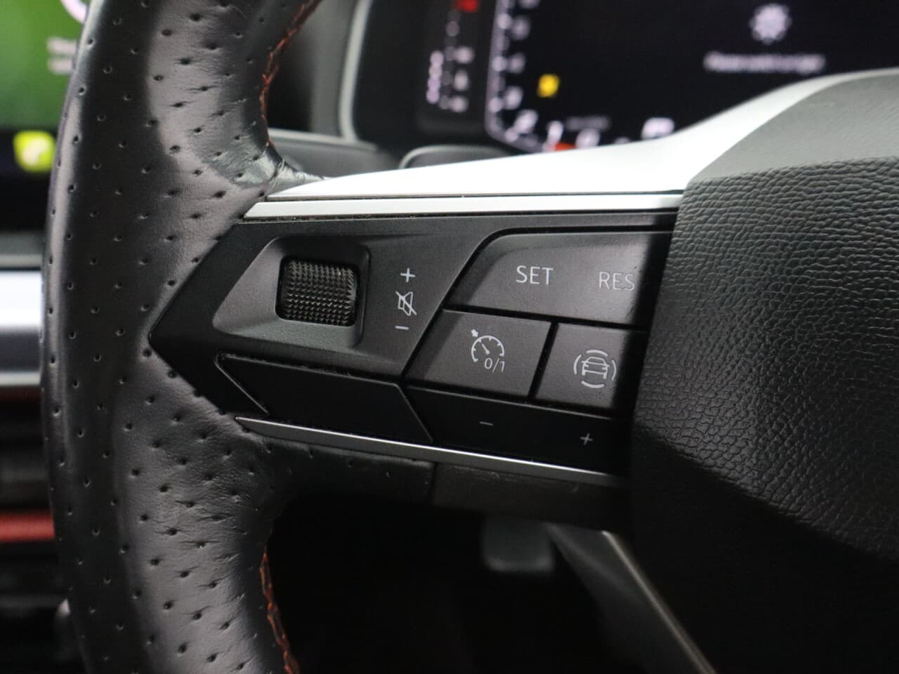 Seat Arona 1.0 TSI FR Sport — image 16