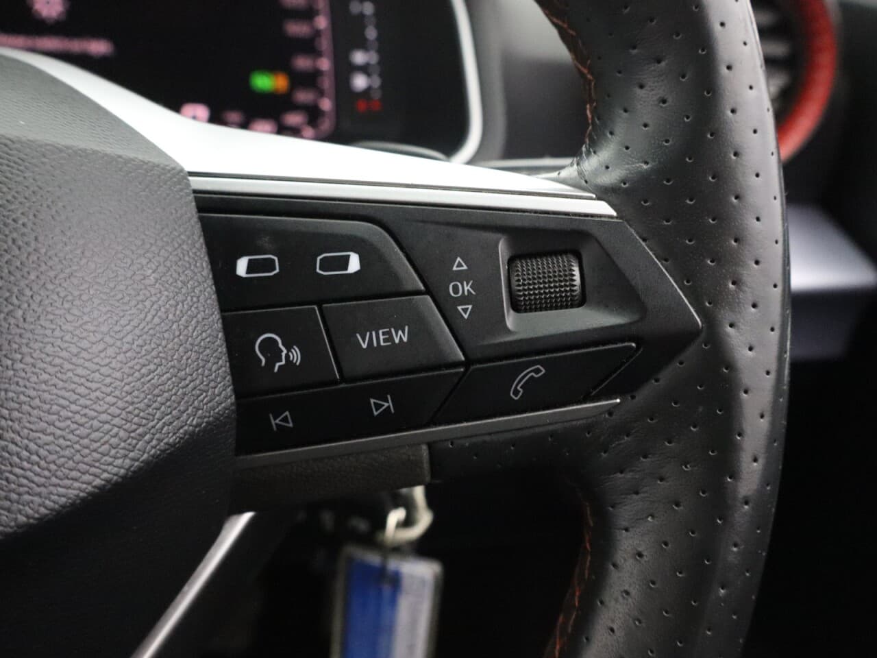 Seat Arona 1.0 TSI FR Sport — image 17