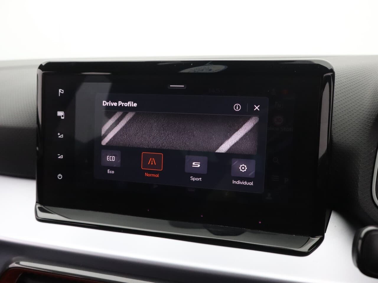 Seat Arona 1.0 TSI FR Sport — image 36