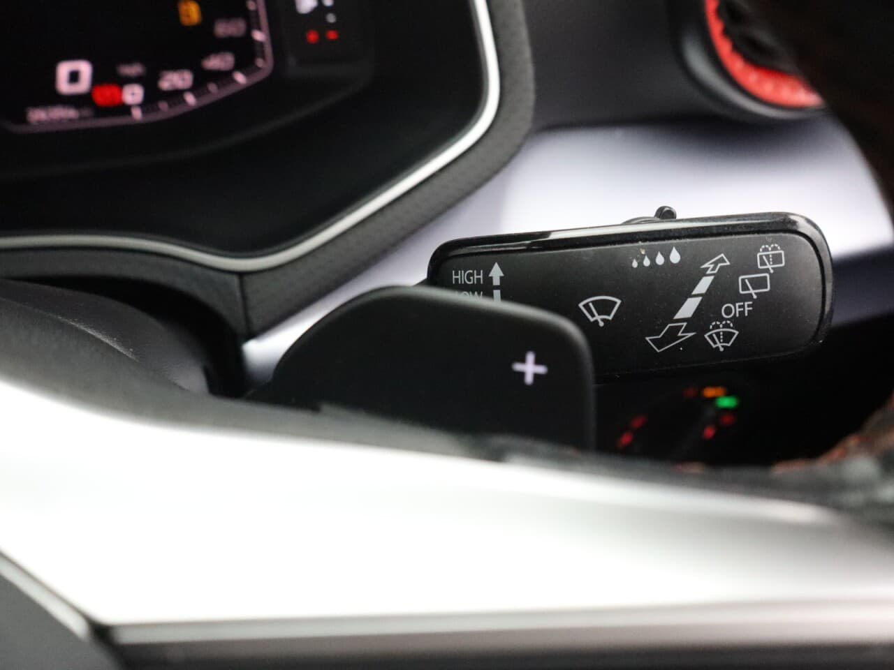 Seat Arona 1.0 TSI FR Sport — image 38