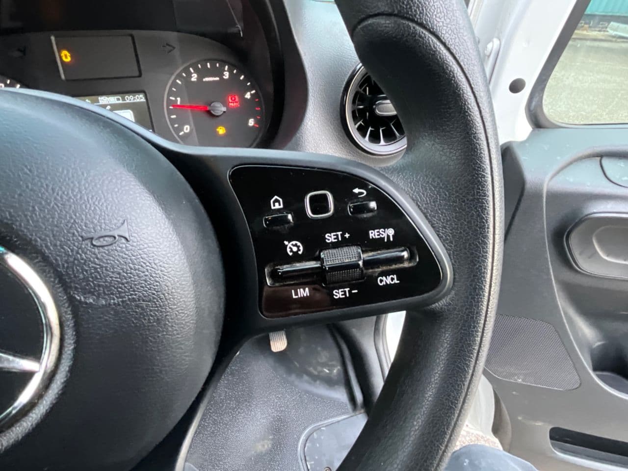 Mercedes-Benz Sprinter 2.0 315 CDI Premium — image 18