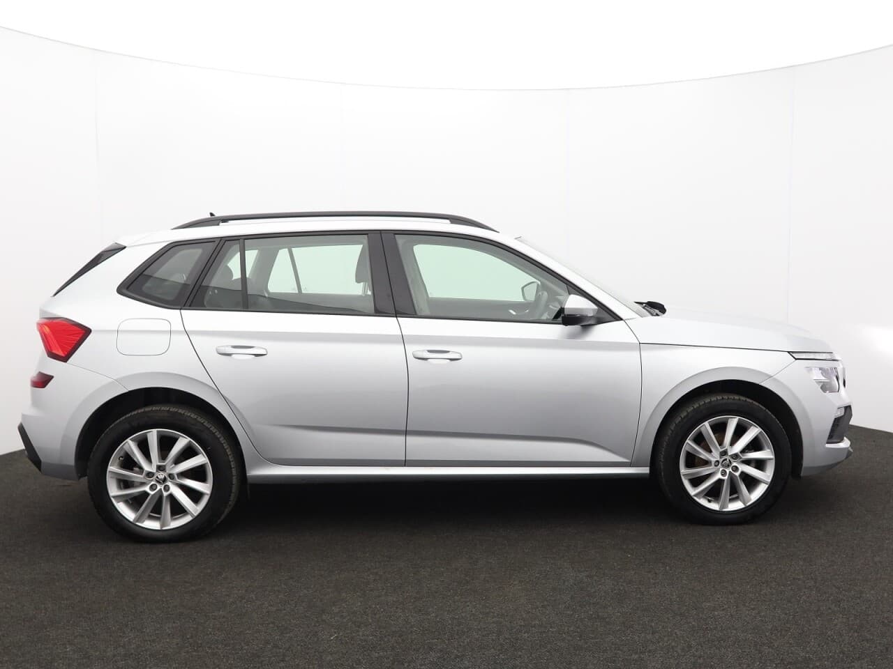 Skoda Kamiq 1.0 TSI SE — image 11