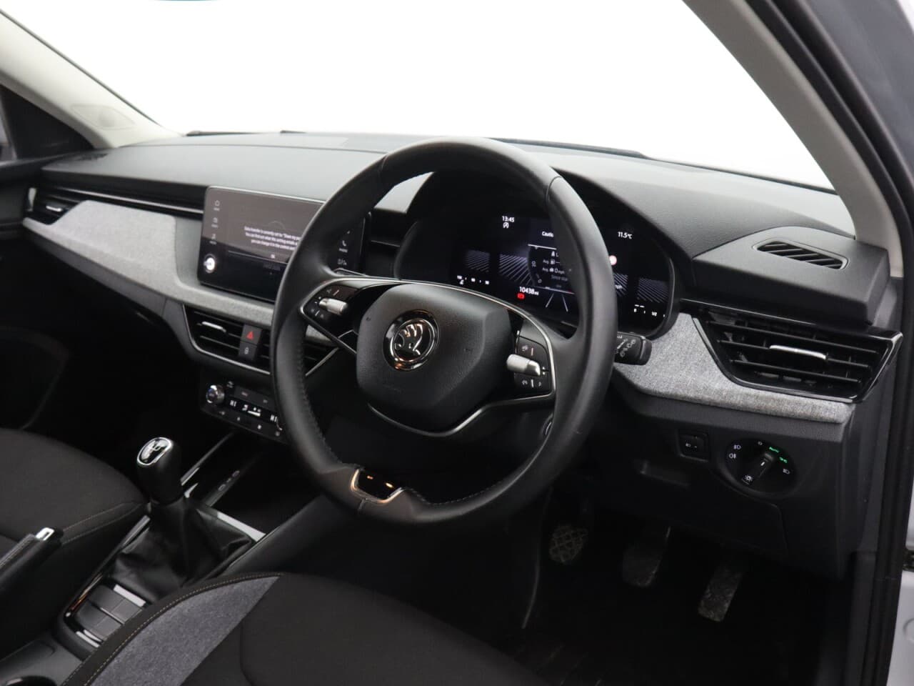 Skoda Kamiq 1.0 TSI SE — image 12