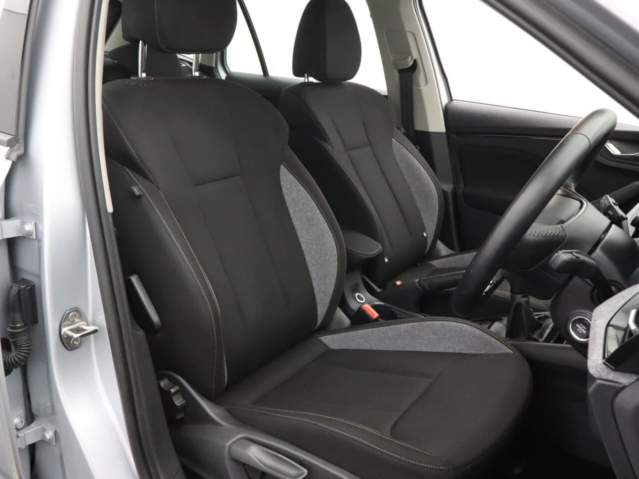 Skoda Kamiq 1.0 TSI SE — image 14