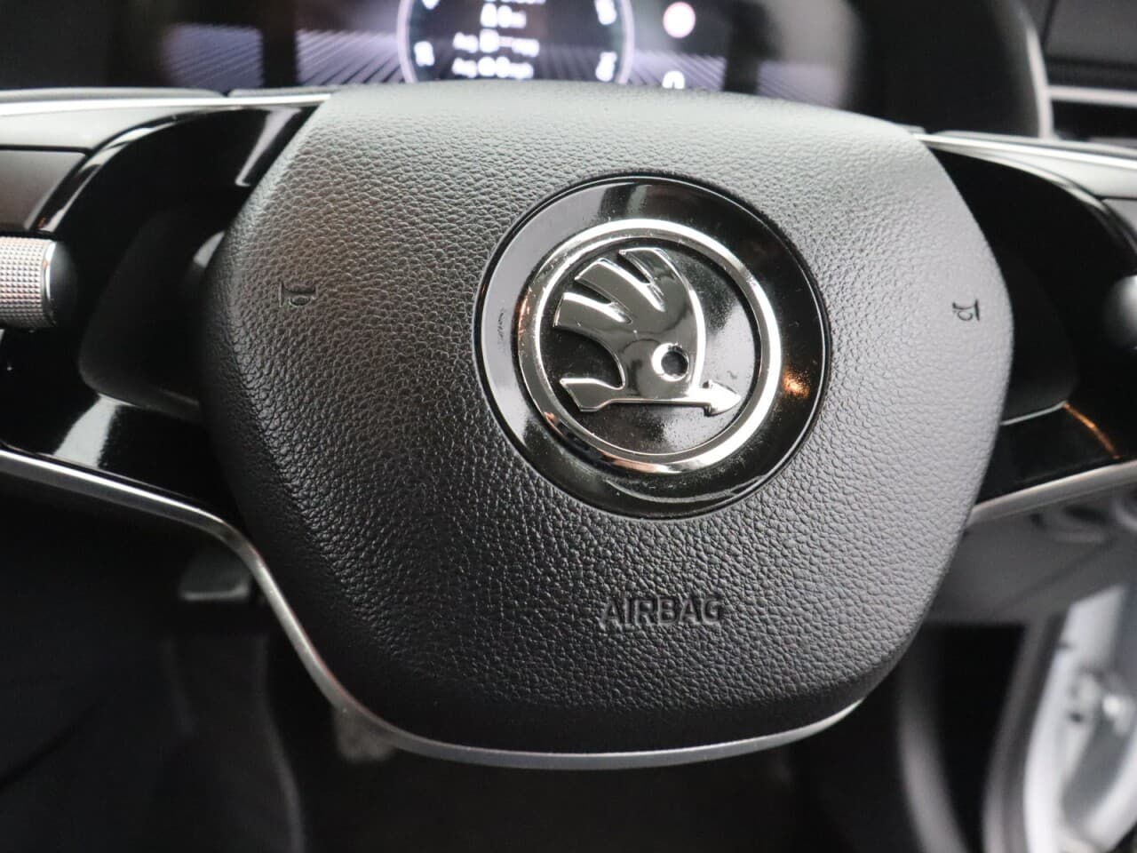 Skoda Kamiq 1.0 TSI SE — image 20