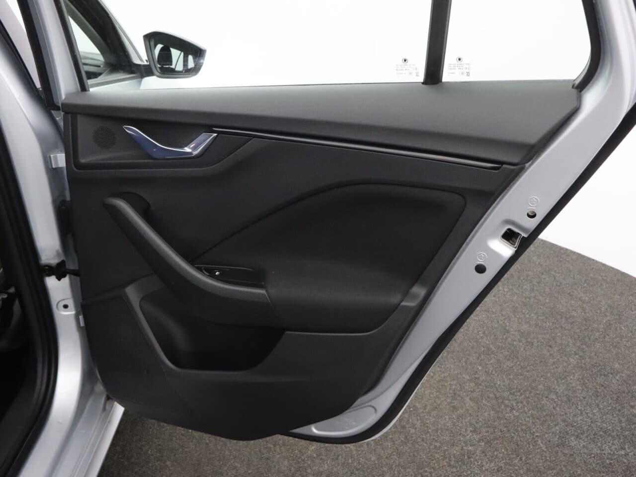 Skoda Kamiq 1.0 TSI SE — image 45