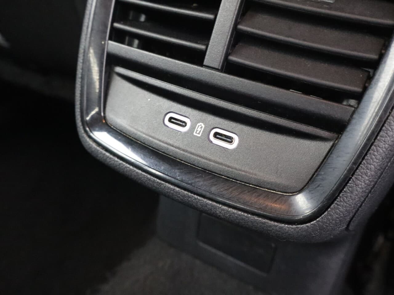 Skoda Kamiq 1.0 TSI SE — image 46