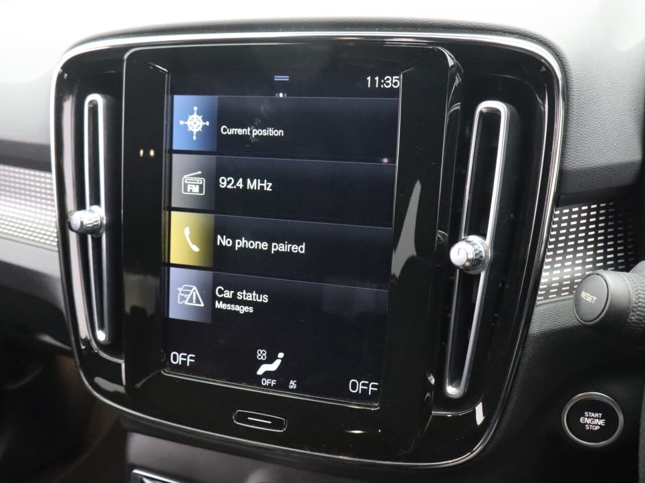 Volvo XC40 2.0 B4 MHEV R-Design — image 21