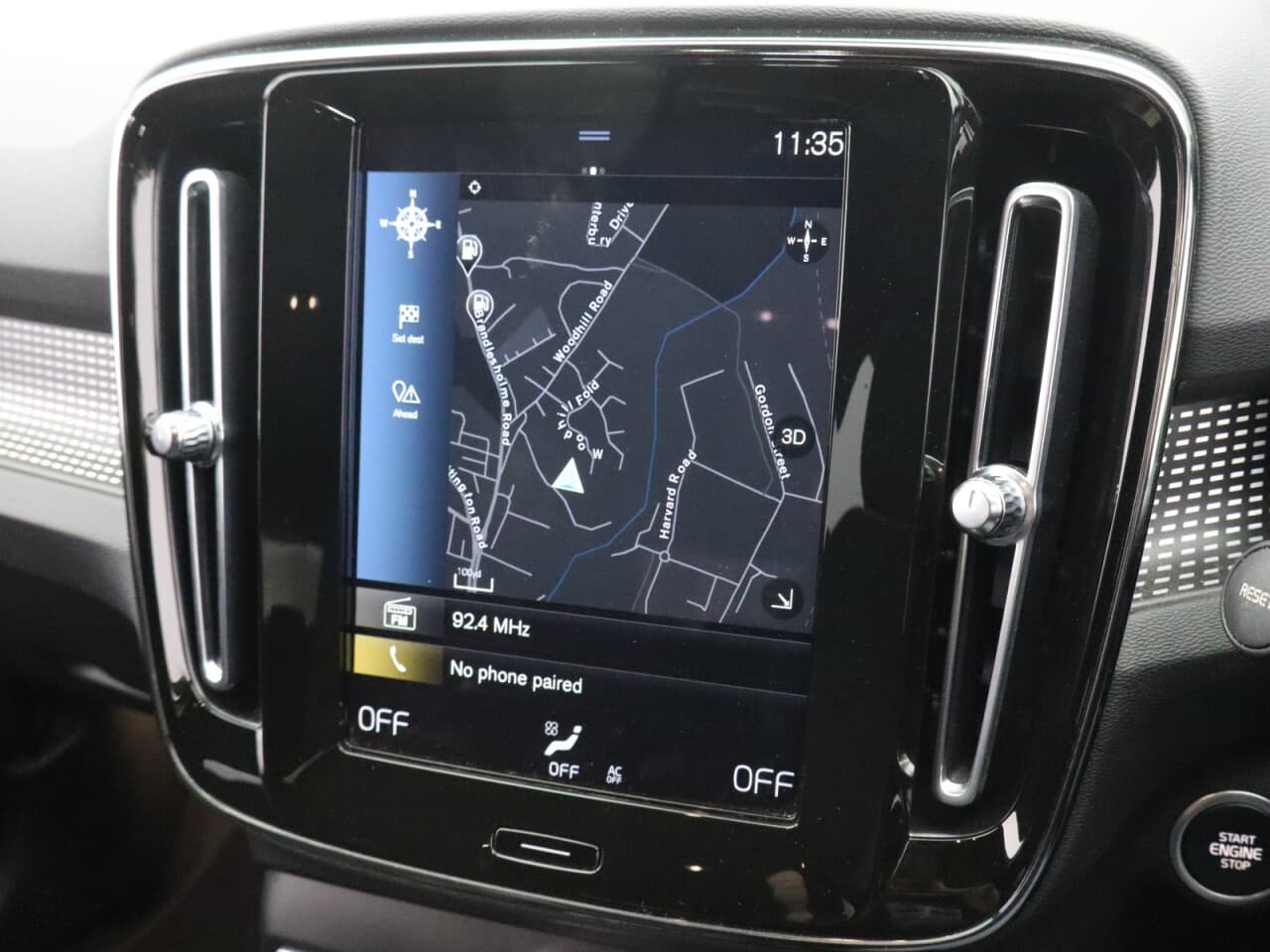Volvo XC40 2.0 B4 MHEV R-Design — image 26