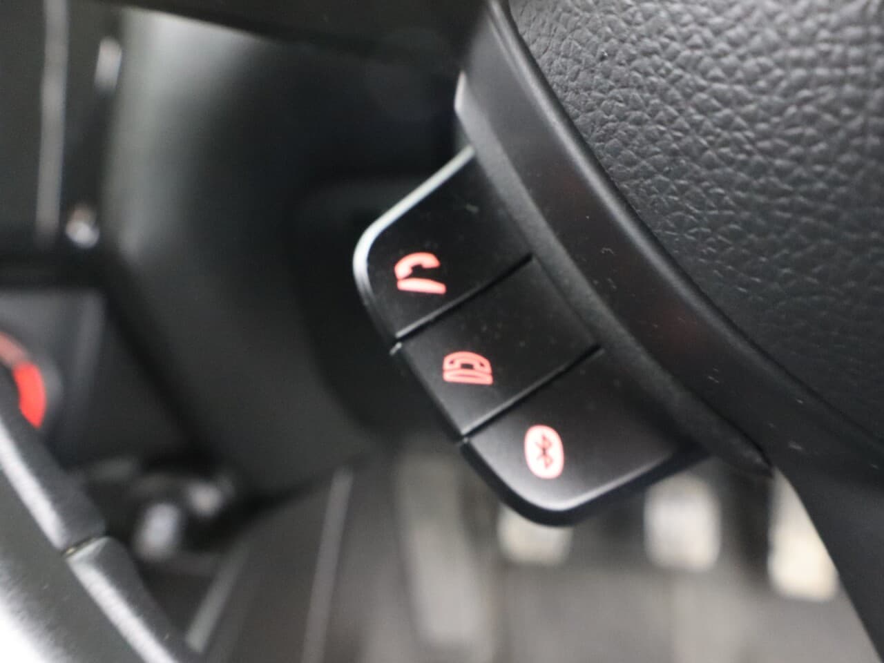 Suzuki Swift 1.2 Dualjet MHEV SZ-L — image 18