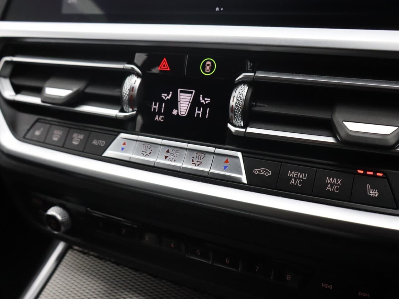 BMW 3 Series 2.0 330e 12kWh M Sport — image 23