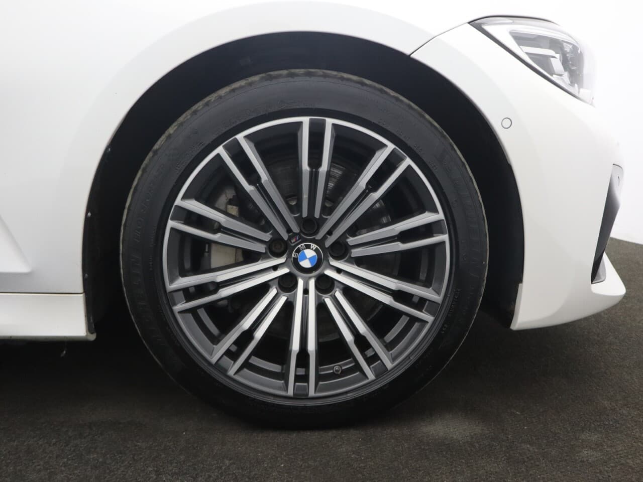 BMW 3 Series 2.0 330e 12kWh M Sport — image 63