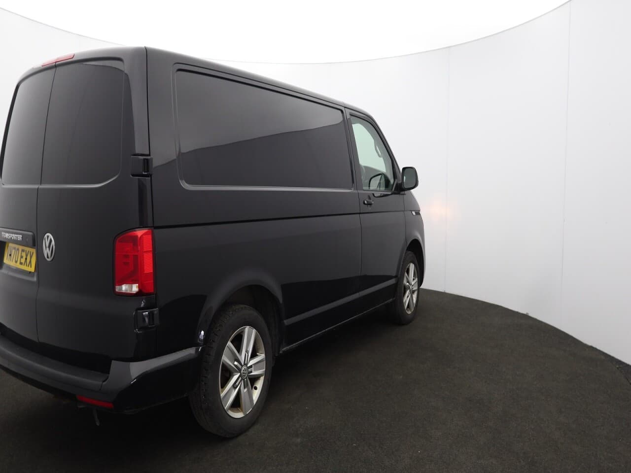 Volkswagen Transporter 2.0 TDI T32 Highline — image 10