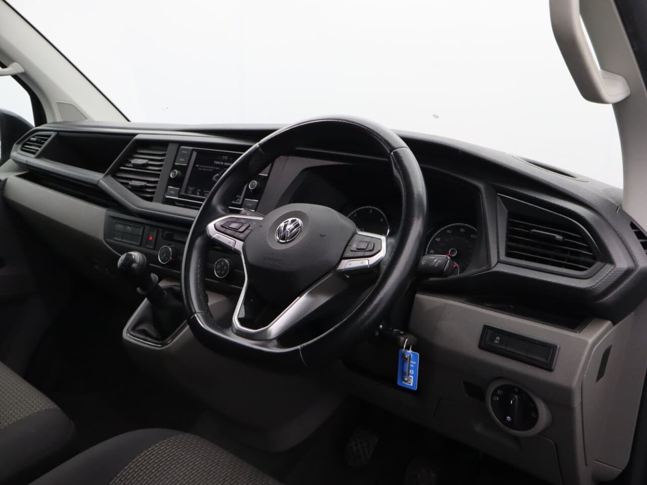 Volkswagen Transporter 2.0 TDI T32 Highline — image 12
