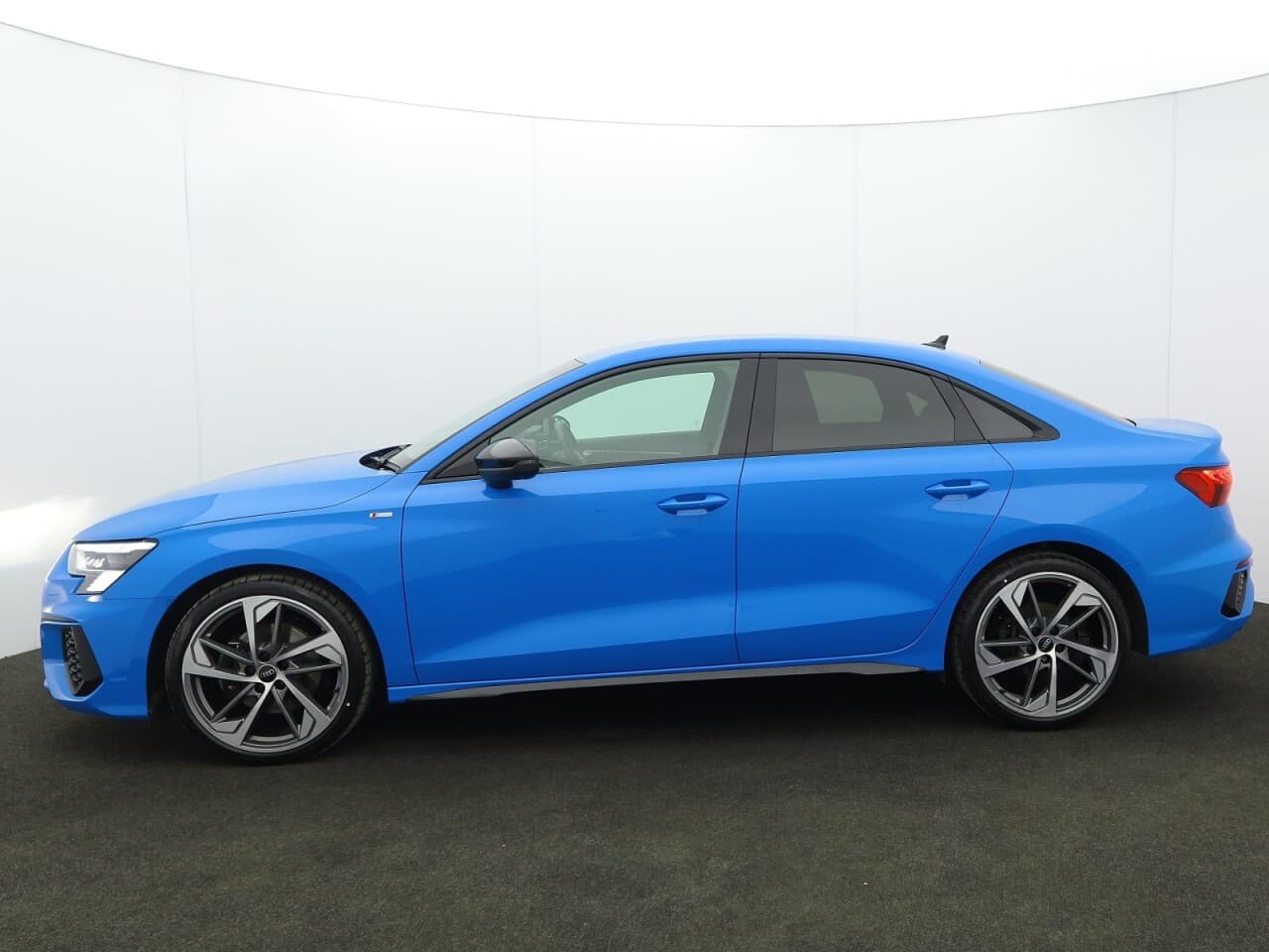 Audi A3 1.5 TFSI 35 Edition 1 — image 6