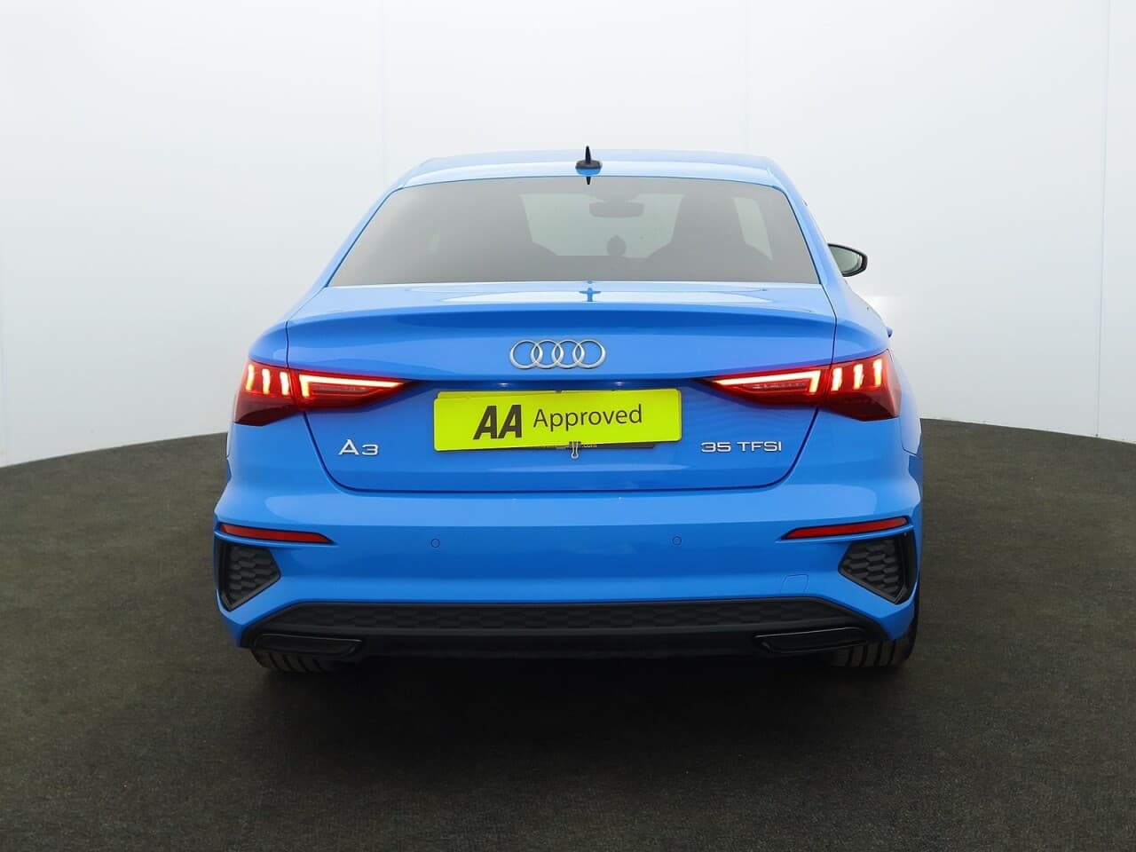 Audi A3 1.5 TFSI 35 Edition 1 — image 9