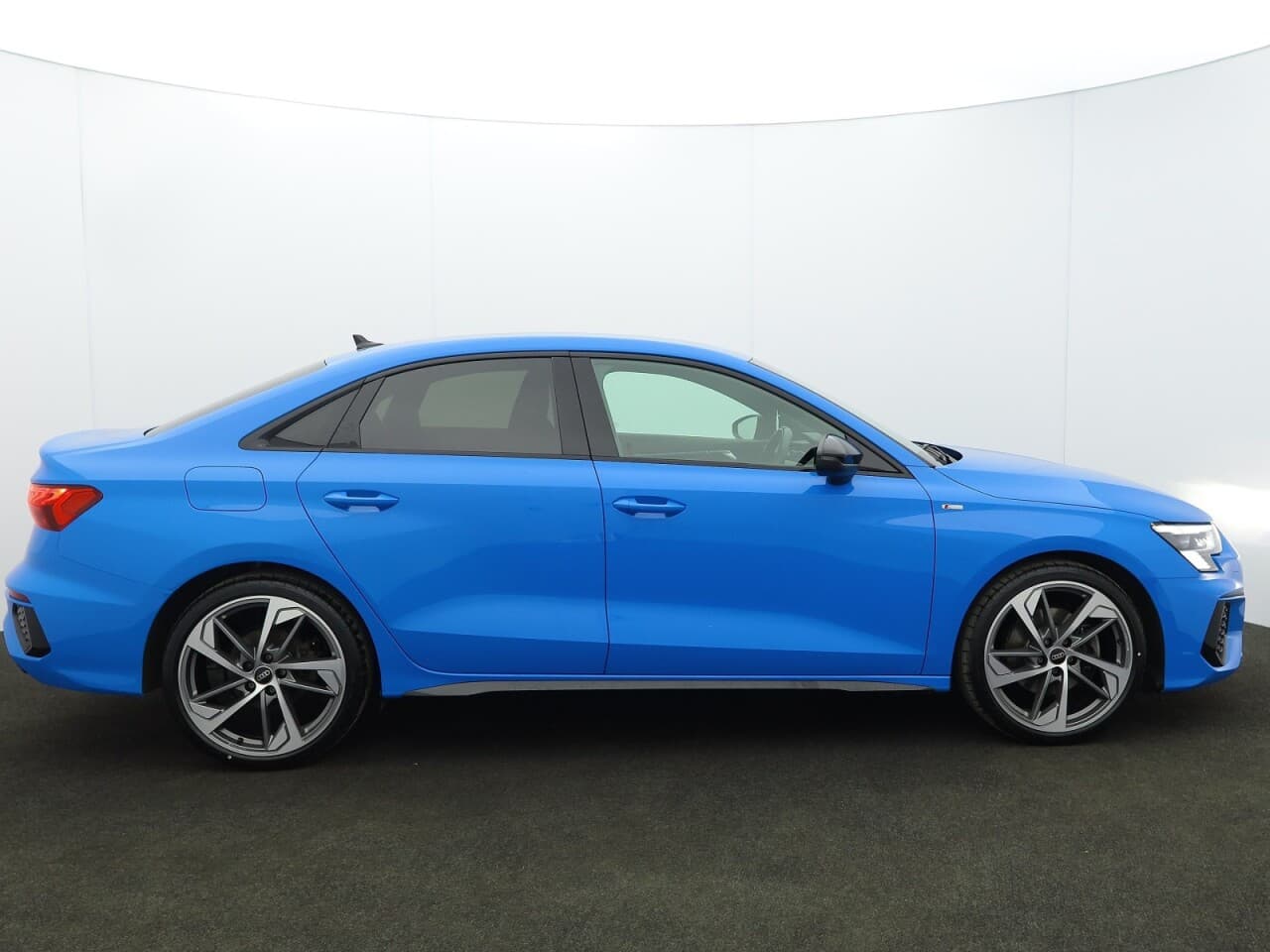 Audi A3 1.5 TFSI 35 Edition 1 — image 11