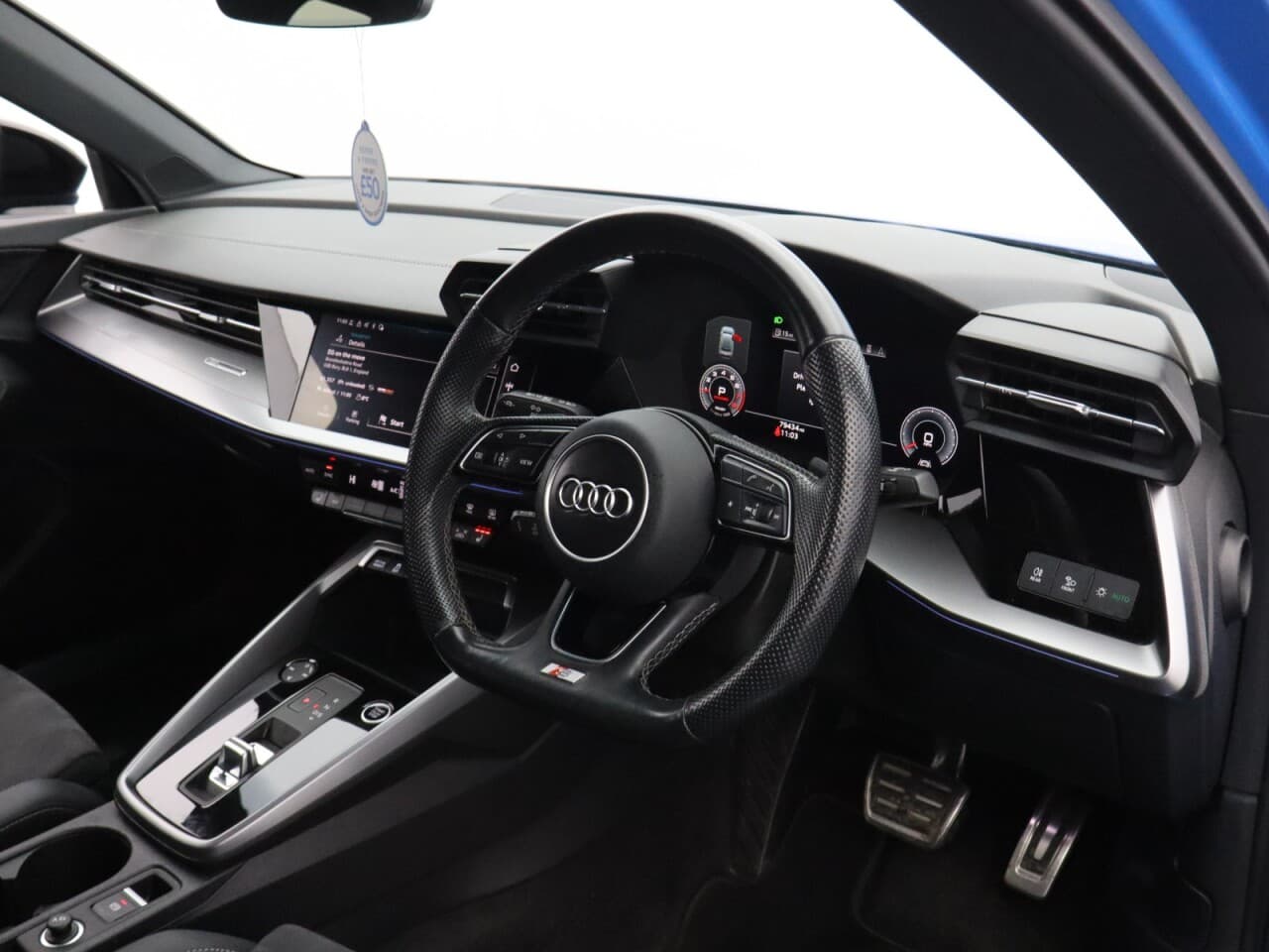 Audi A3 1.5 TFSI 35 Edition 1 — image 12