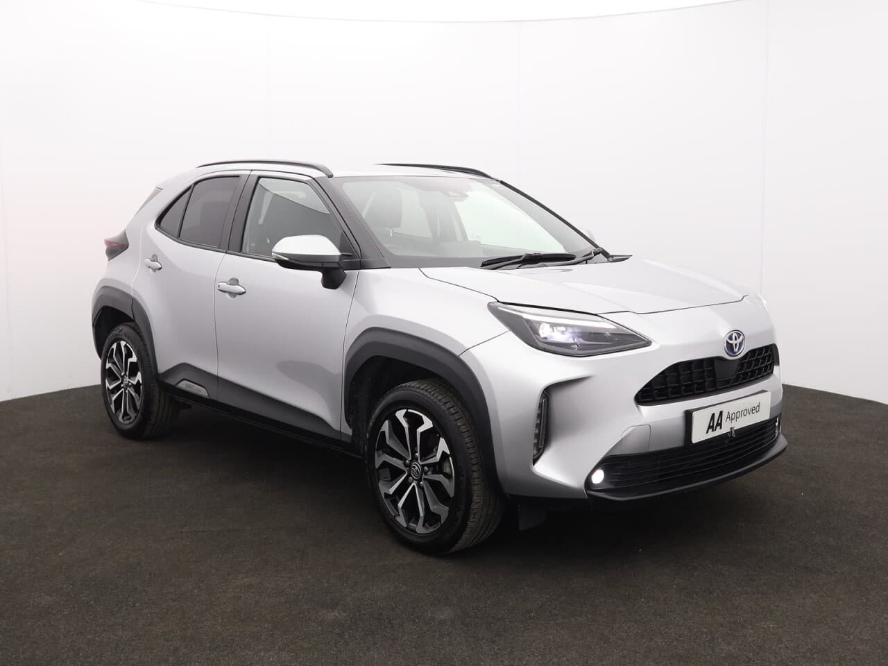 Toyota Yaris Cross 1.5 VVT-h Design view 1