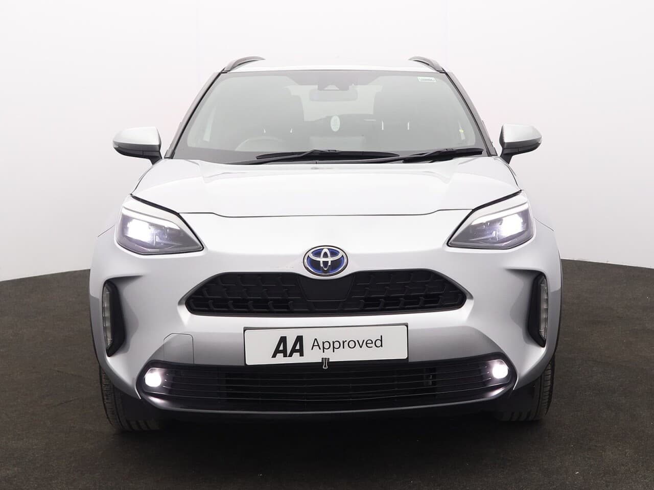 Toyota Yaris Cross 1.5 VVT-h Design — image 4